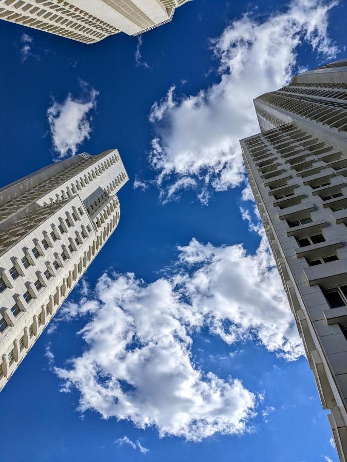 Sky Side Luxury Condo Скопье Экстерьер фото